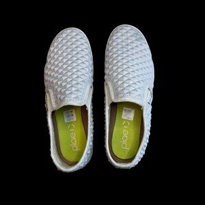 Unisex PLAE Marten slip on shoes men's size 9 women's size 10.5